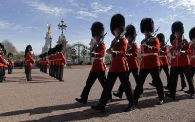 Przelot samolotem na trasie Poznań - Londyn - Poznań